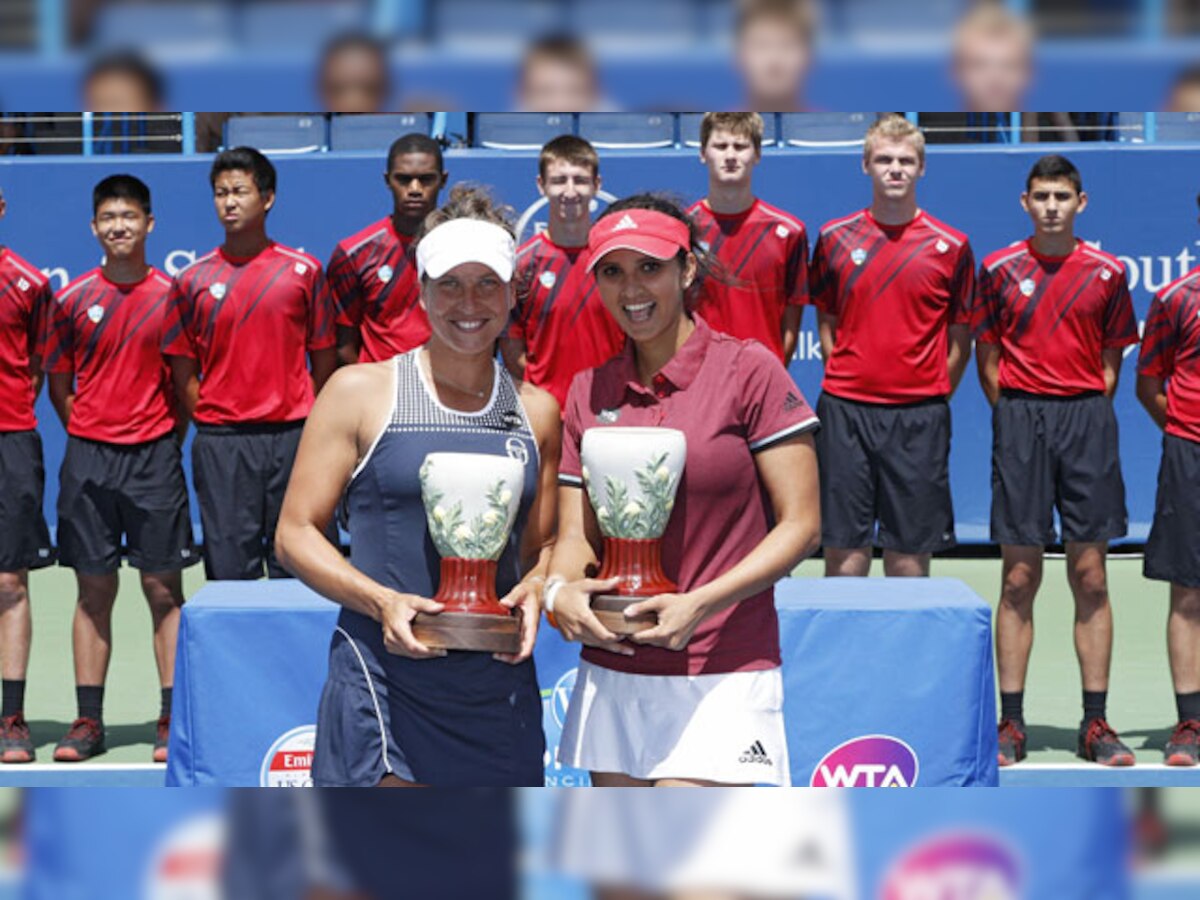 Cincinnati Masters: Sania Mirza defeats former partner Martina Hingis to be sole owner of No 1 spot