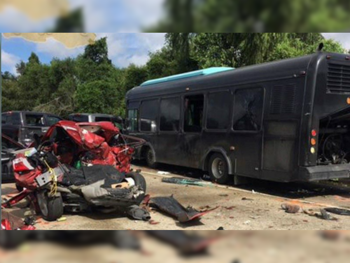 Two dead, 41 hurt in bus crash involving Louisiana flood-relief volunteers