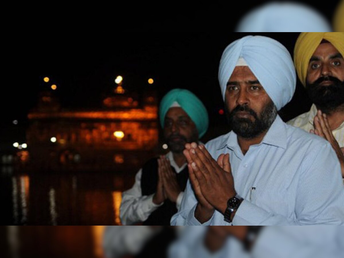 Former hockey player Pargat Singh resigns from Shriomani Akali Dal