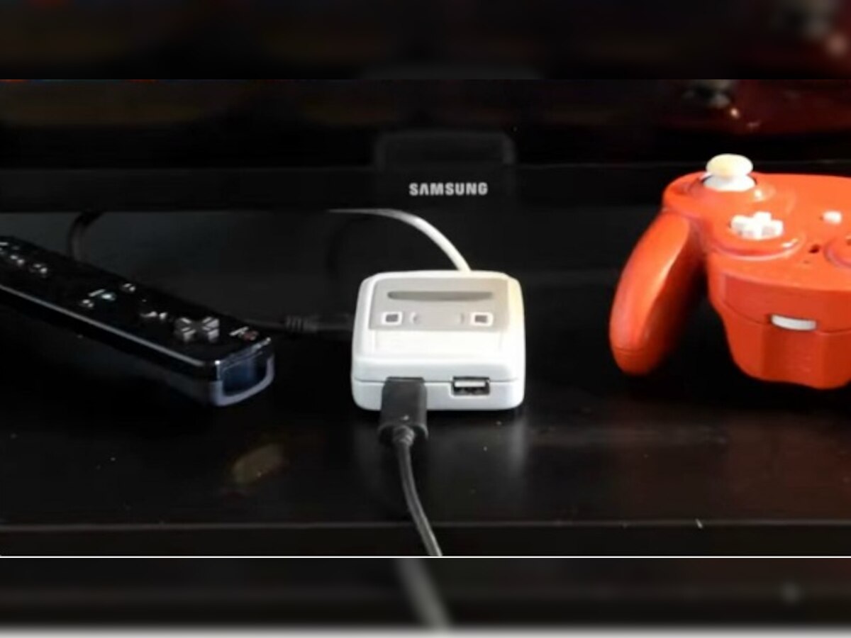 Watch: This palm-sized Nintendo console is something you can actually build