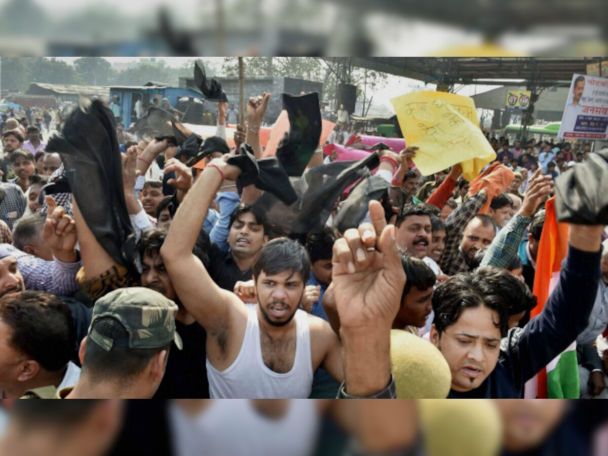 Demonetization: Protest at Arvind Kejriwal's rally at Azadpur Mandi