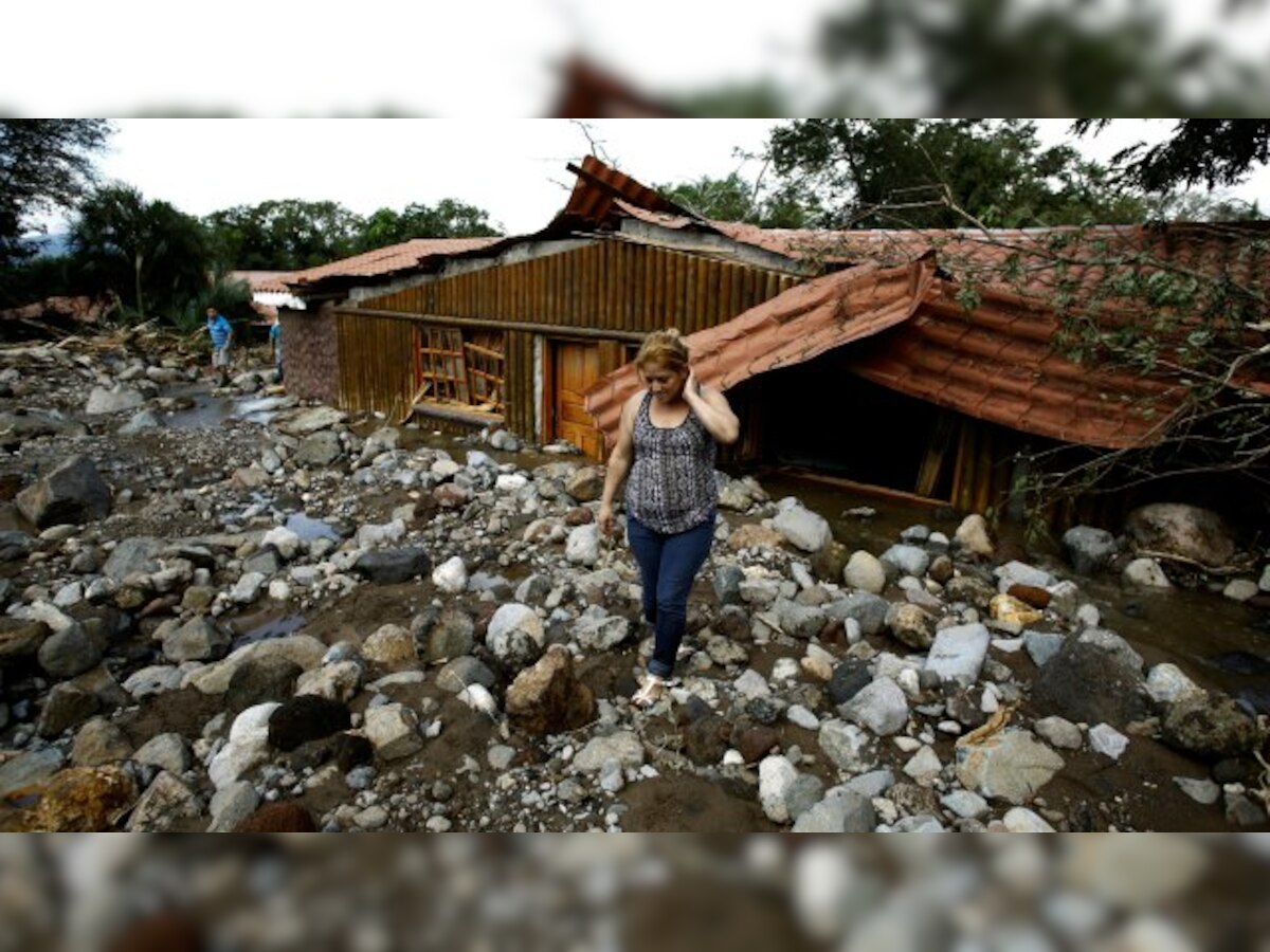 Storm Otto kills nine in Costa Rica, moves out to Pacific