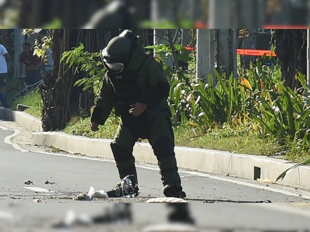 Philippines: Manila police safely detonate suspected bomb near US Embassy