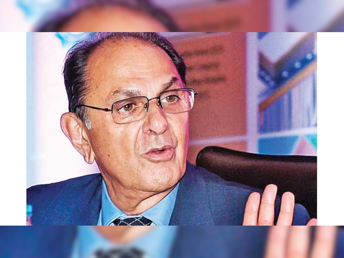 Nusli Wadia refutes Tata charges