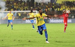 Watch: Vicious Vineeth spoils NorthEast party, steers Kerala Blasters to play offs