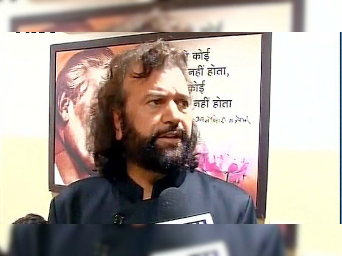 Sufi singer Hans Raj Hans joins BJP 