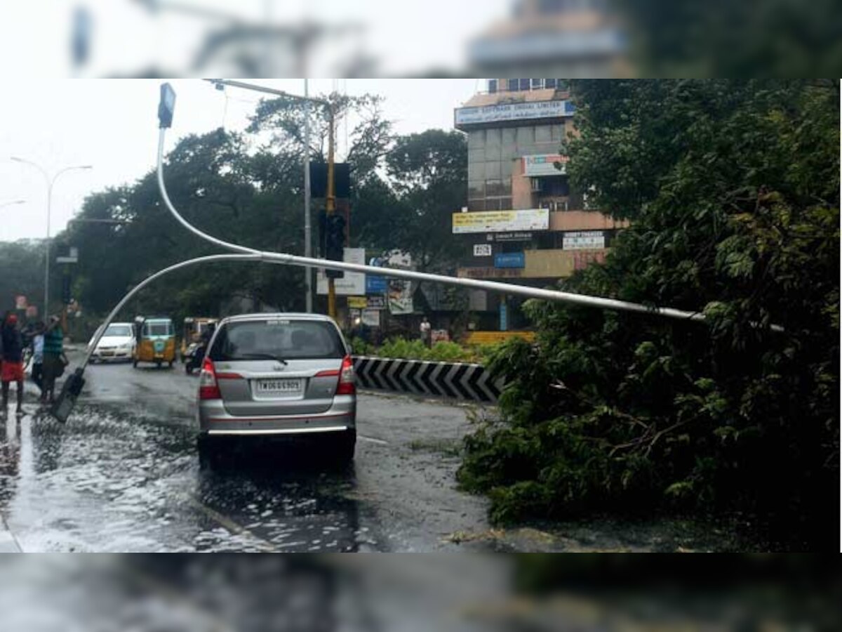 Cyclone Vardah: Death toll rises to 10 in Tamil Nadu, more than 10,000 people rescued, schools to remain shut