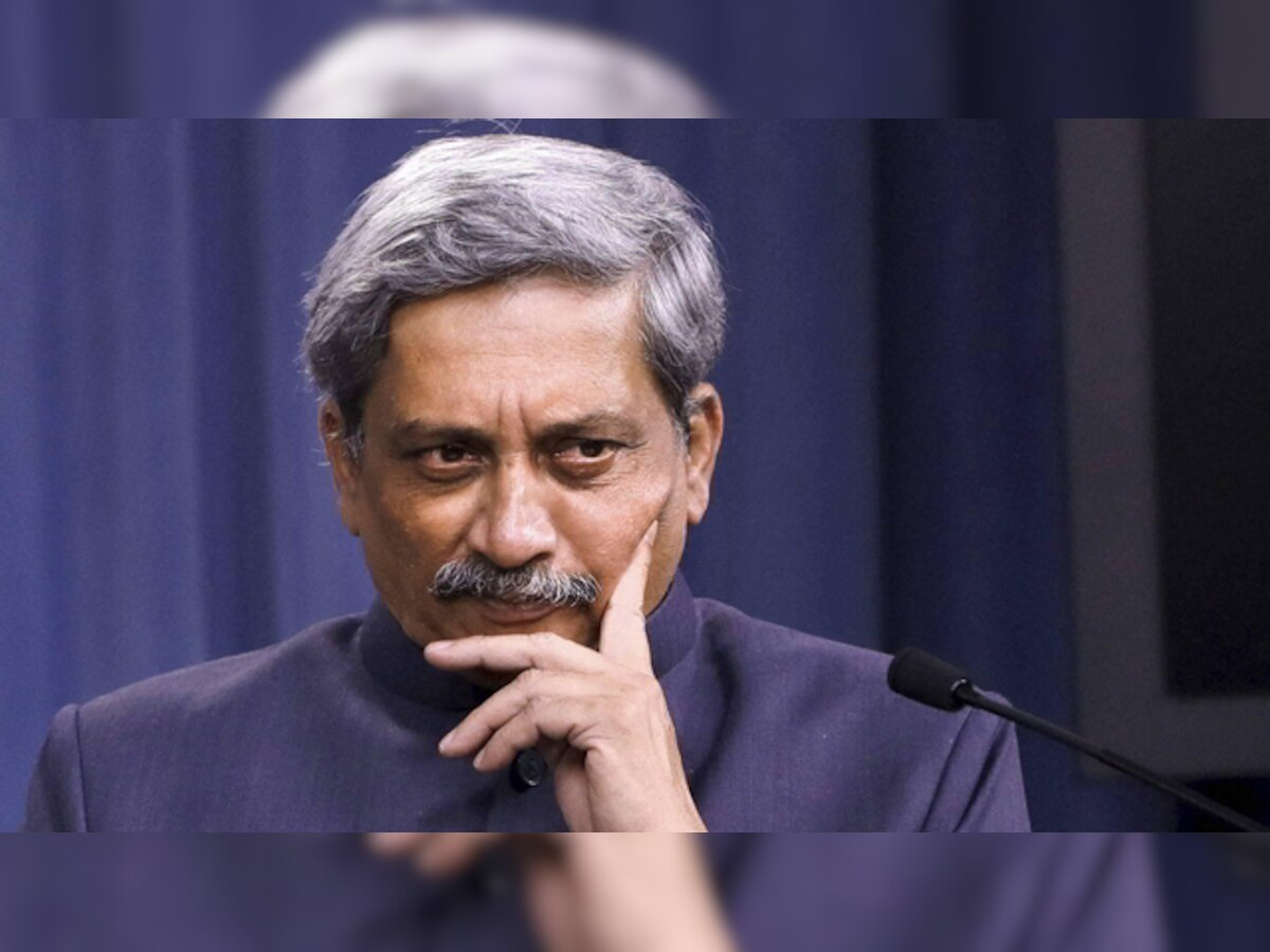 Dance naked if you want more publicity: Parrikar slams Goan media 