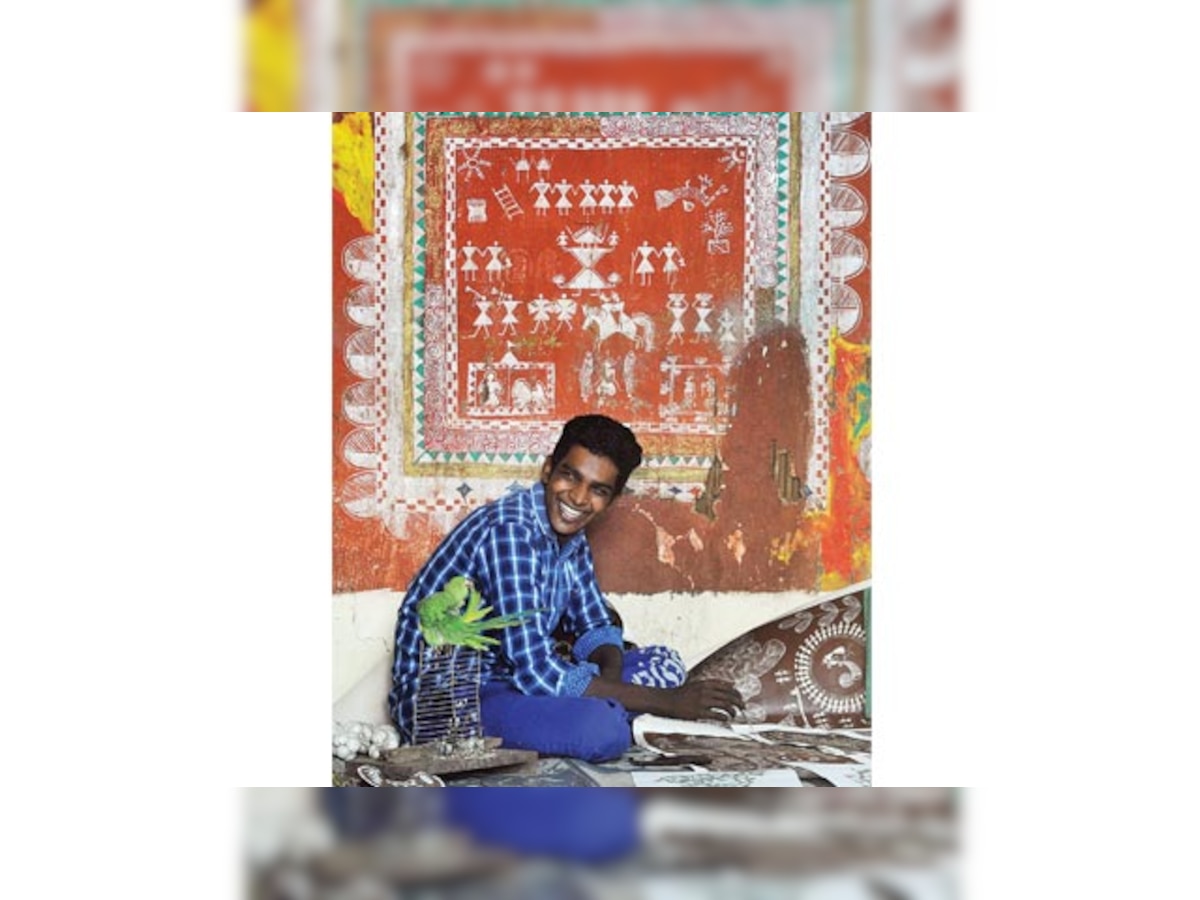 Many shades of the forest: Warli artist Dinesh Barap works magic with his paint brush