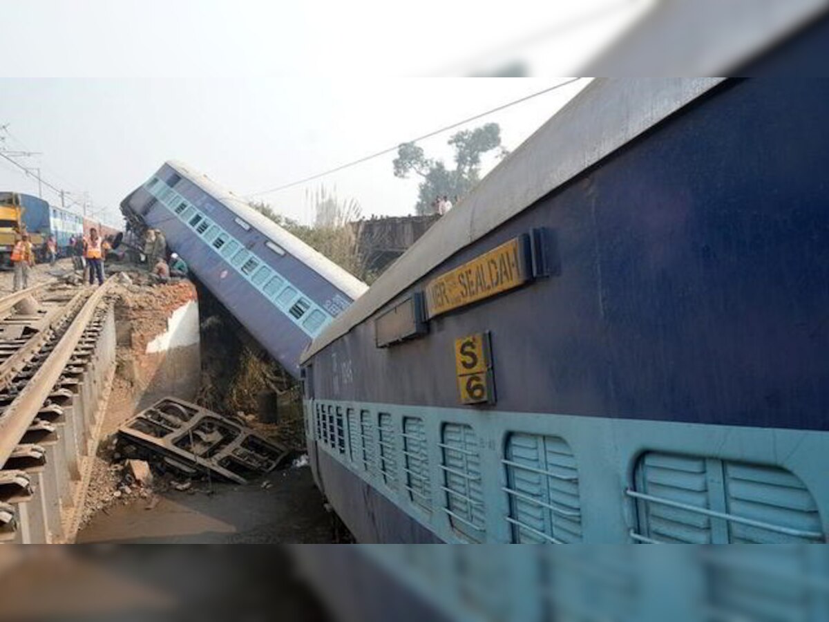 Rail fracture suspected to be reason for Ajmer-Sealdah Express derailment 