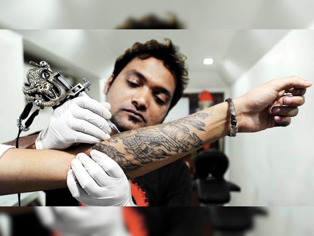 What hides behind that ink? Patients seeking tattoo de-addiction therapy increases