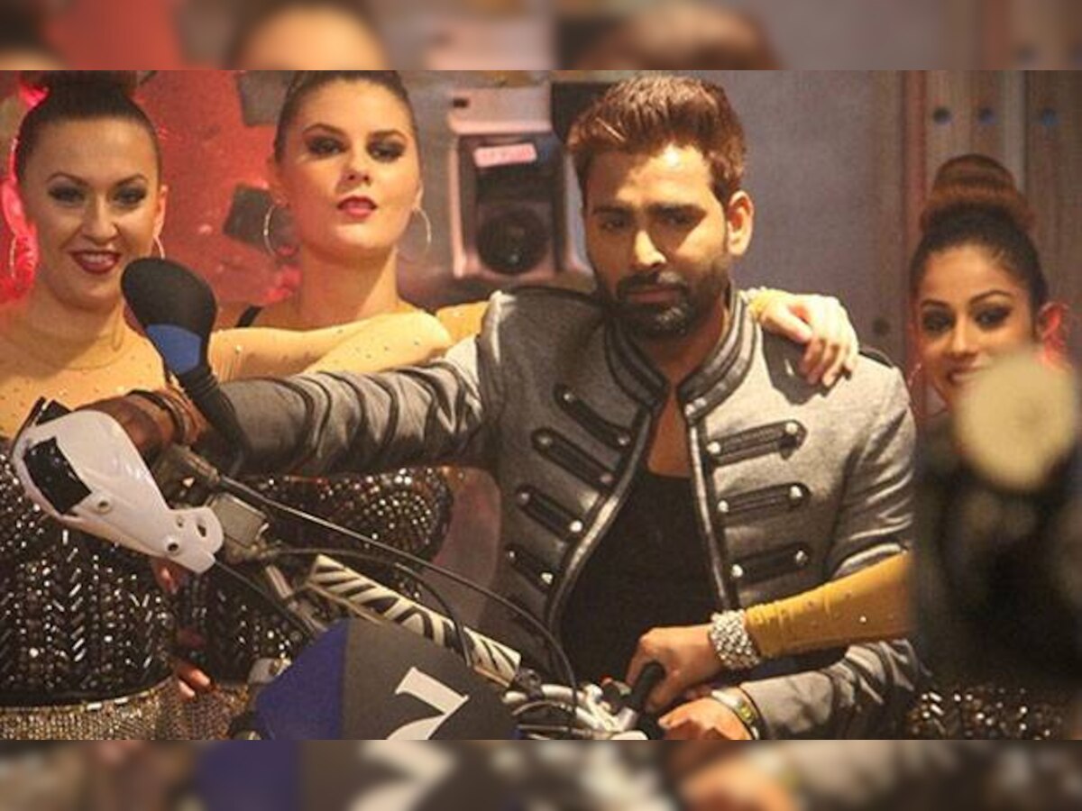 Check out first pictures of Manveer Gurjar's winning moment from Bigg Boss 10 Grand Finale!