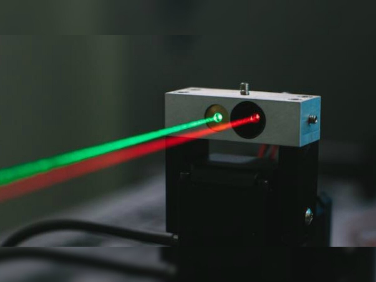 Laser pointer debate