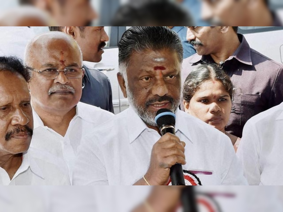 Tamil Nadu: Jayalalithaa's trusted aide Sheela Balakrishnan asked to quit by CM Panneerselvam