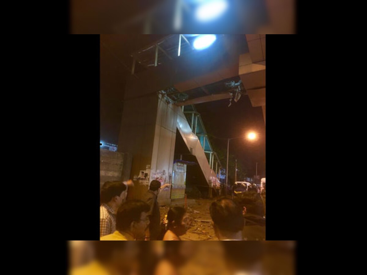 Part of skywalk near Dahisar station collapses, one severely injured