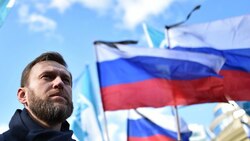 Russia opposition leader Alexei Navalny says Kremlin sabotaging his presidential bid