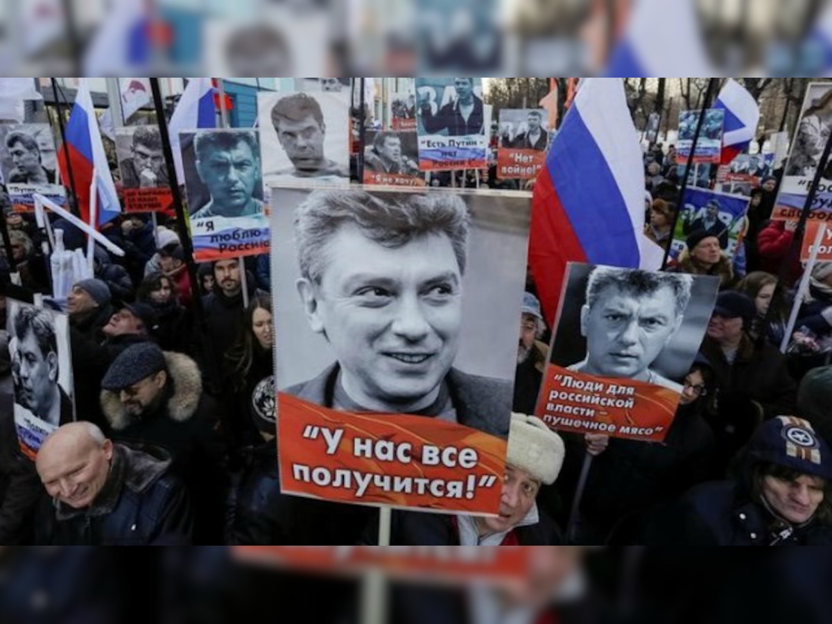 Moscow: Thousands march in memory of murdered Vladimir Putin's critic