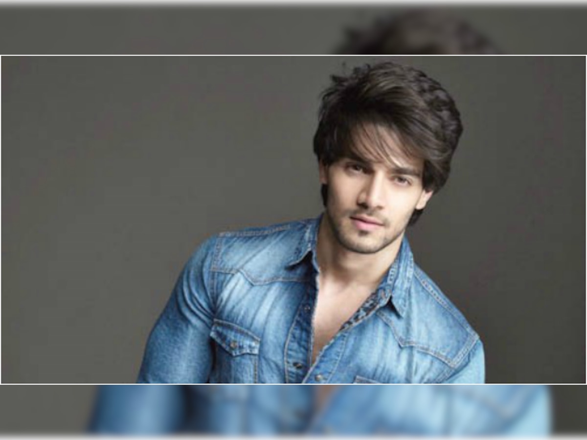 Sooraj Pancholi talks about his fondest Holi memory!