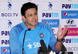 #INDvAUS: `Umesh always looks like picking-up fifer whenever he comes to bowl,' says Anil Kumble