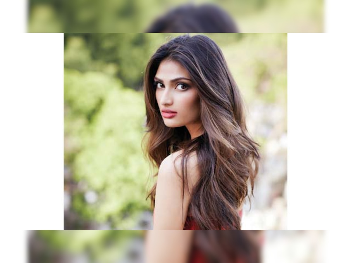 Athiya Shetty embraces her charitable side