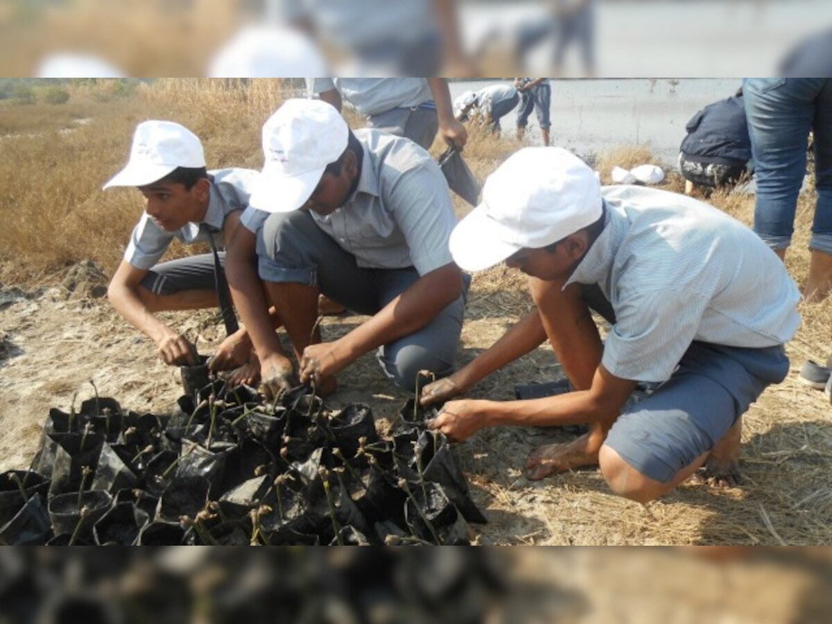 Taking a cue from PM Modi, schools participate in Swachh School Drive for Earth Day