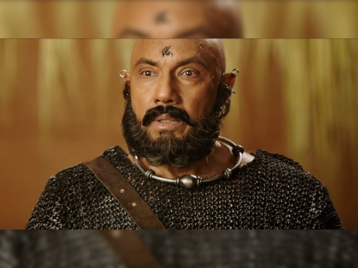 Sathyaraj aka 'Kattappa' from 'Baahubali' APOLOGISES for his speech on the Cauvery row!