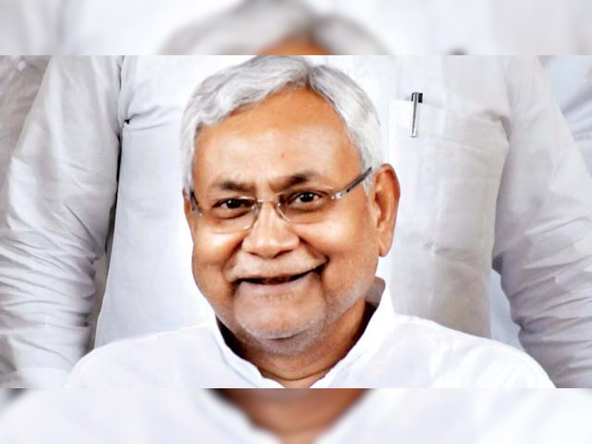 Nitish Kumar gets taste of 'VIP culture' angst at IGIA