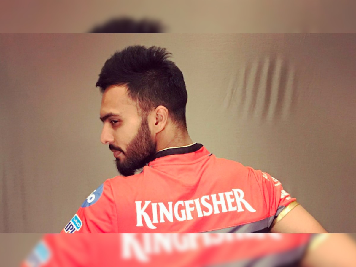 IPL 2017 | RCB's Mandeep Singh gets roasted on Twitter after getting ABD run out