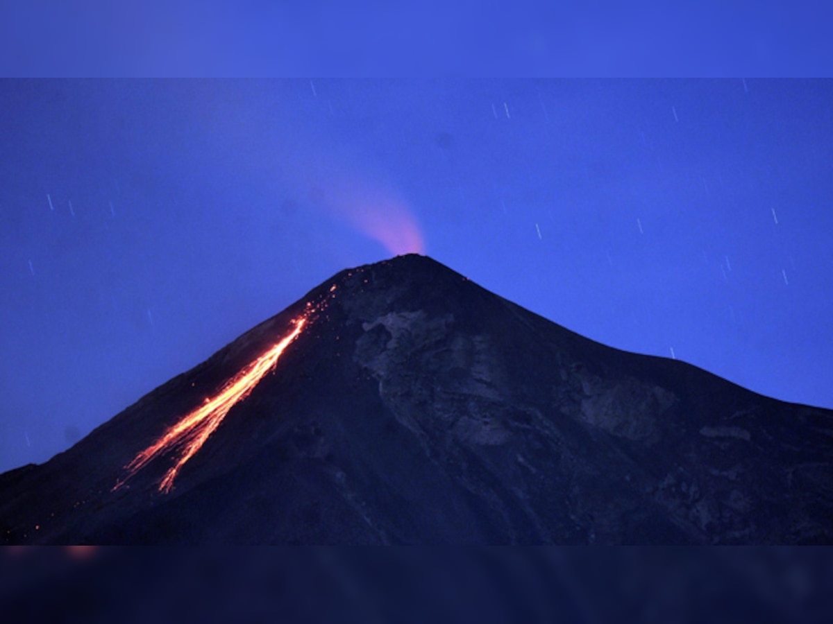 Guatemala: Hundreds evacuated as Fuego volcano erupts