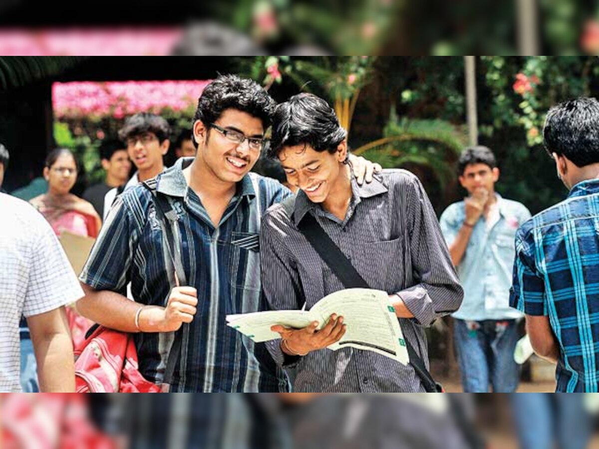 Check Mahresults.nic.in HSC Results 2017 Maharashtra Board MSBSHSE Class 12 (+2) Result 2017 today at 1 PM