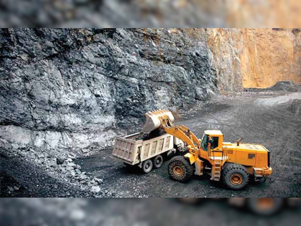 Coal India net profit falls 38% on employee costs