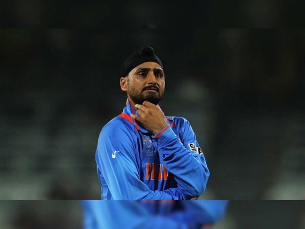 Expat pilot sends legal notice to Harbhajan Singh, Jet Airways