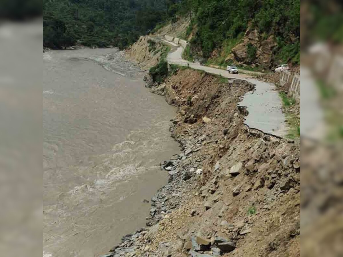 Uttarakhand: Heavy rain showers lash the state 