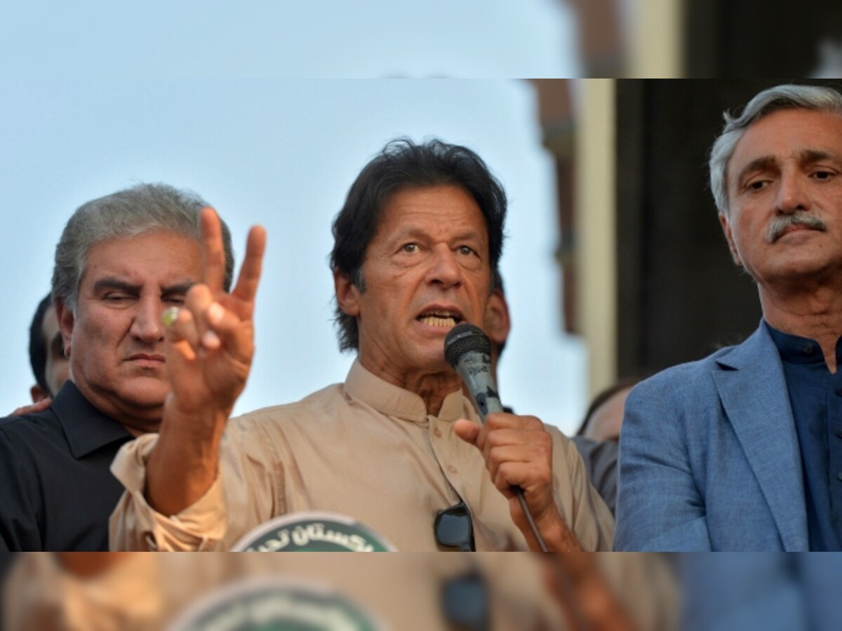 Pakistan's sovereignty at risk if Nawaz Sharif gets clean chit: Imran Khan
