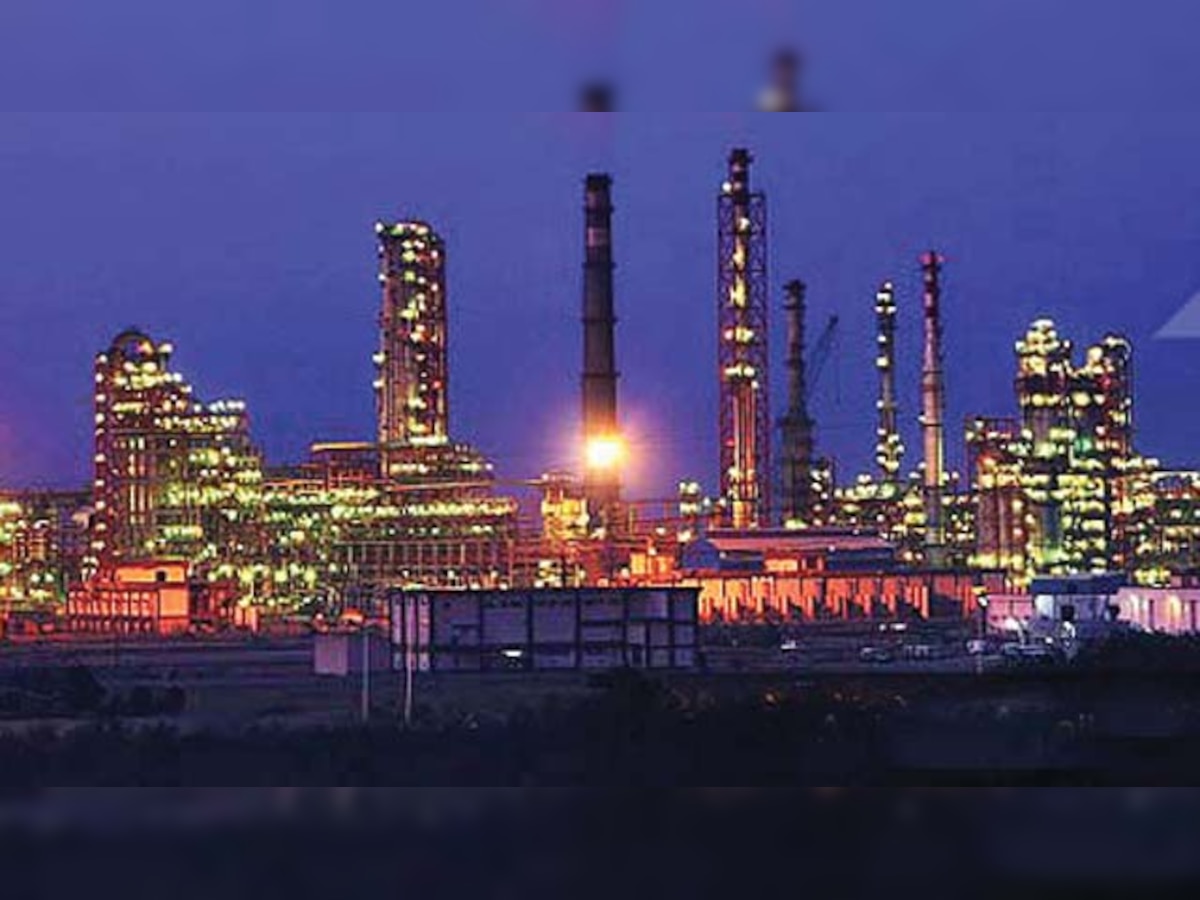 Essar Oil sale to cut Group's debt