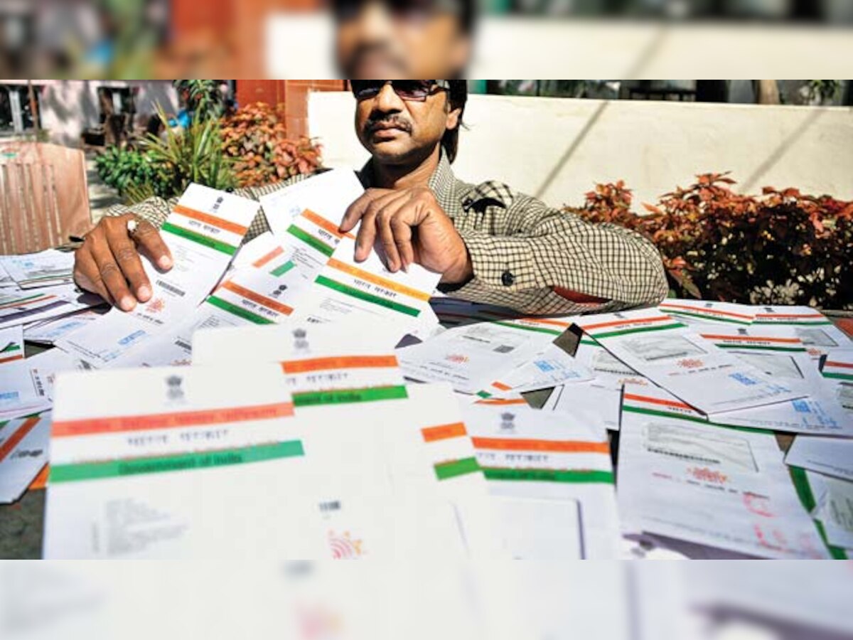 Constitution bench should decide on Aadhaar one way or the other: SC