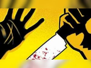 Delhi: Wife kills ‘abusive’ husband, gets caught minutes before body is cremated