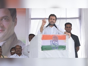 Rahul Gandhi asks Chhattisgarh CM Raman Singh to do a Nawaz Sharif