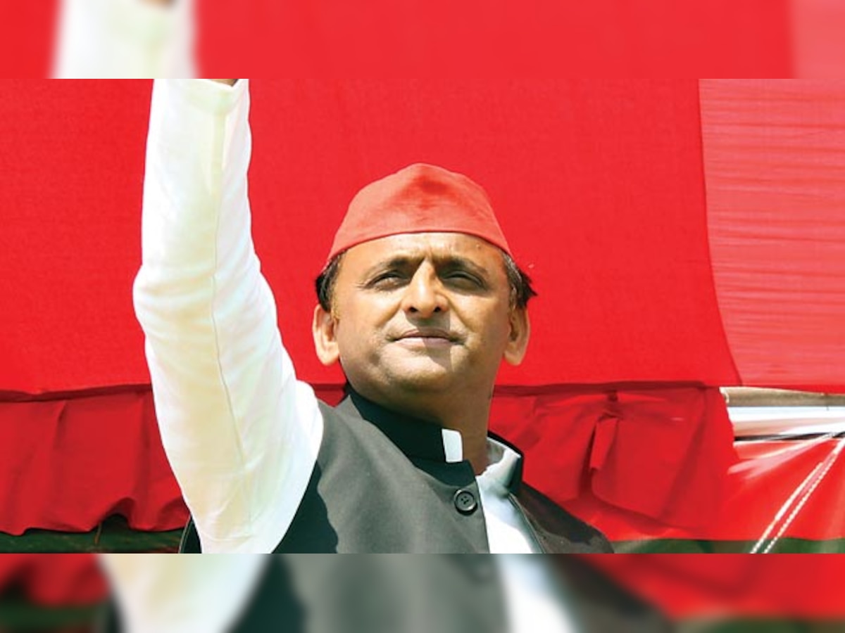 Akhilesh ridicules UP CM Yogi on PETN scare