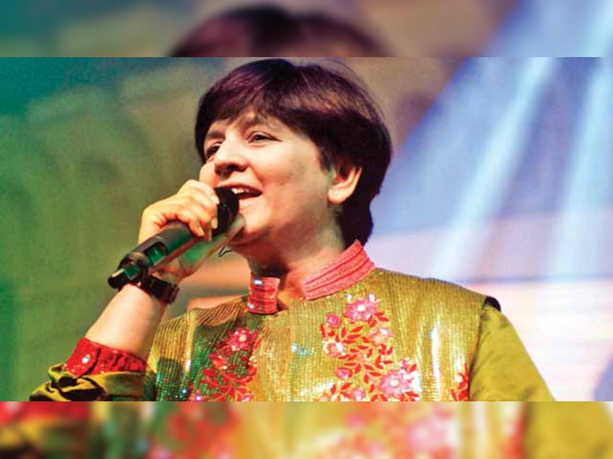 Falguni Pathak to pocket Rs 19.44L on each day of Navratri