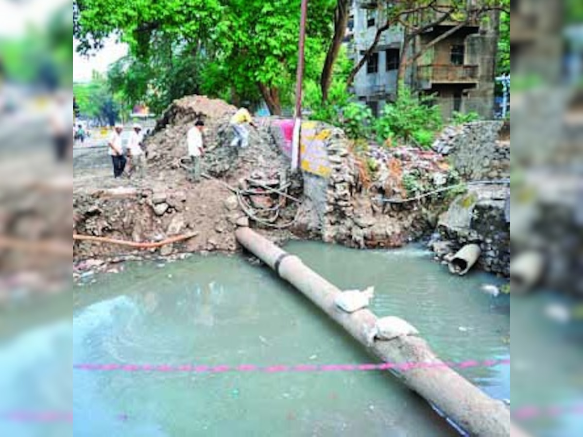 PMC’s road-digging work downs telephone lines in parts of Pune
