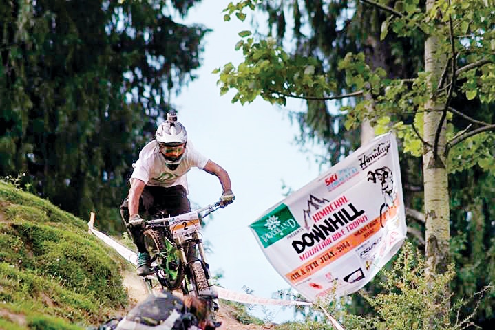 Pune boy Piyush wins a downhill bike rally in Manali