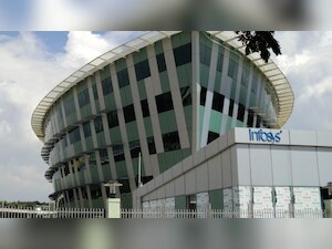 Infosys to hire 6,000 engineers annually over next 2 years