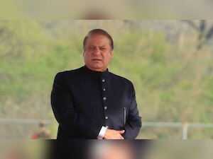 Panamagate: Pak SC accepts Nawaz Sharif's family plea against disqualification