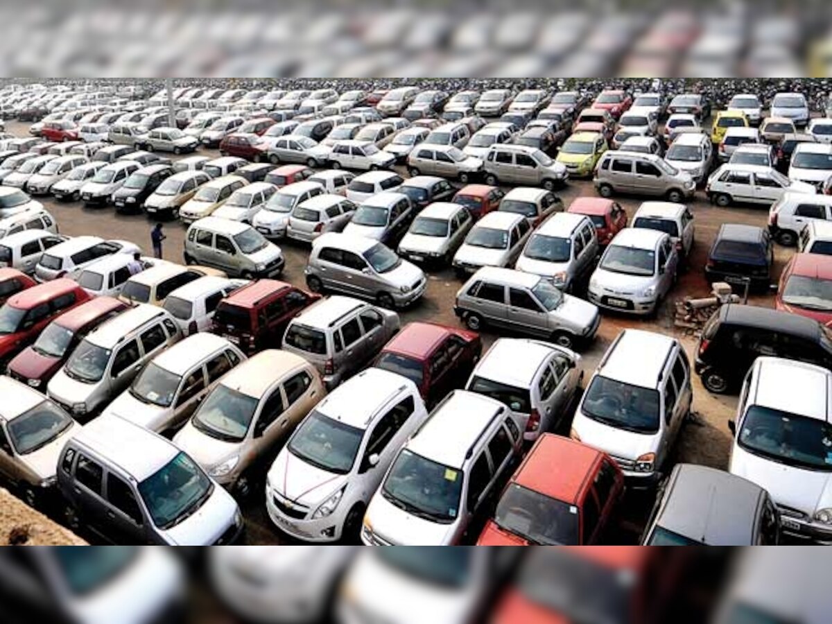 Government notifies GST cess hike on mid & large cars, SUVs