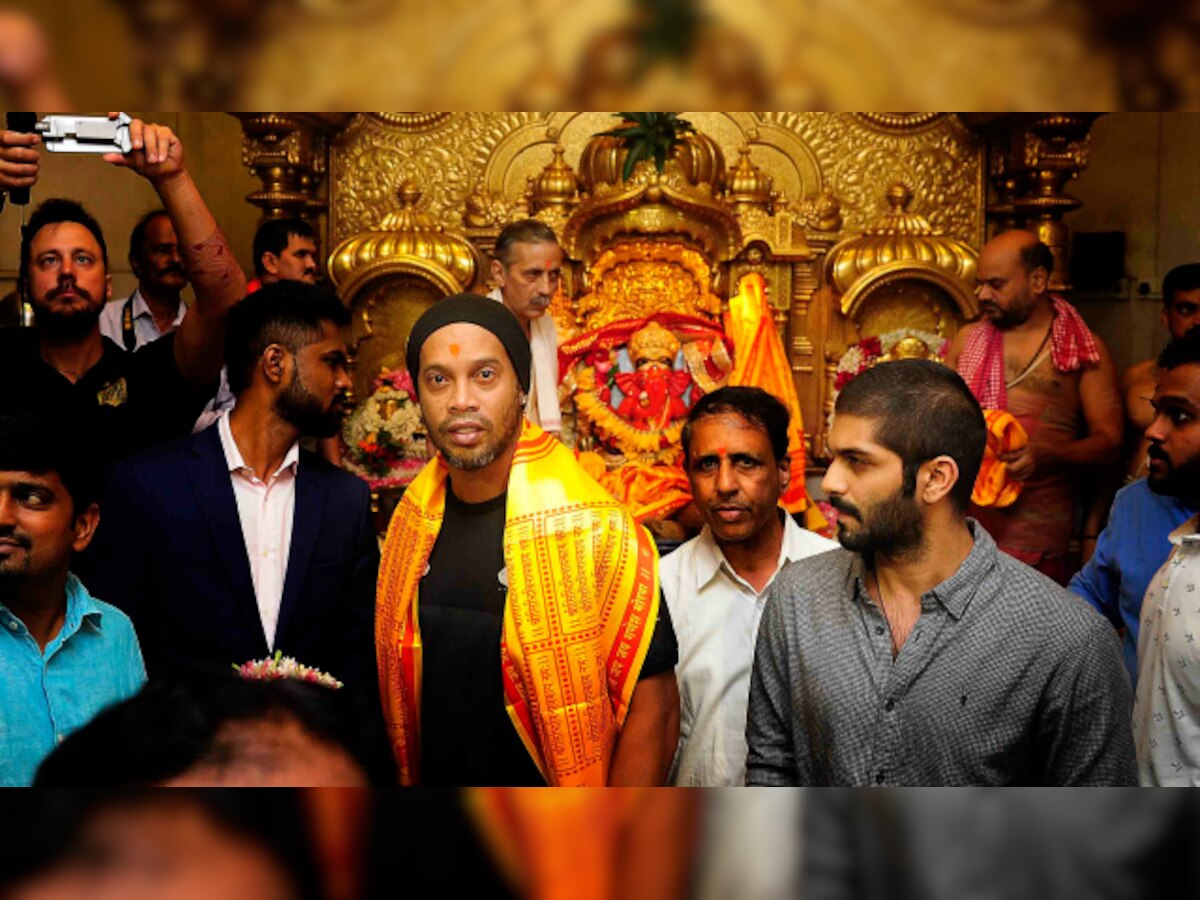SEE PICS | Bhakti goals: Ronaldinho visits Siddhivinayak Temple ahead of Premier Futsal season 2