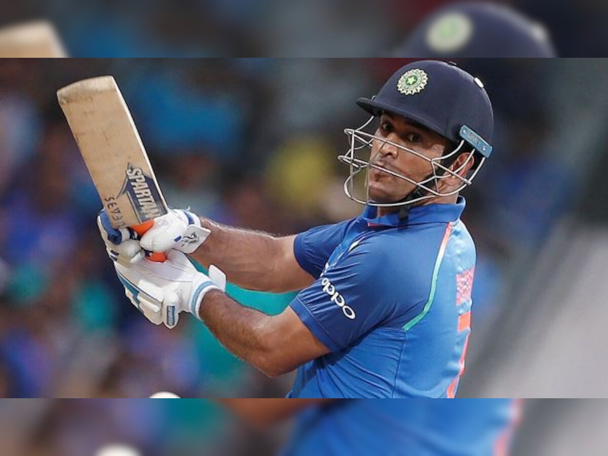 India vs Austalia: Dhoni deserves a movie every 20 years- Twitter celebrates another vintage MSD knock 