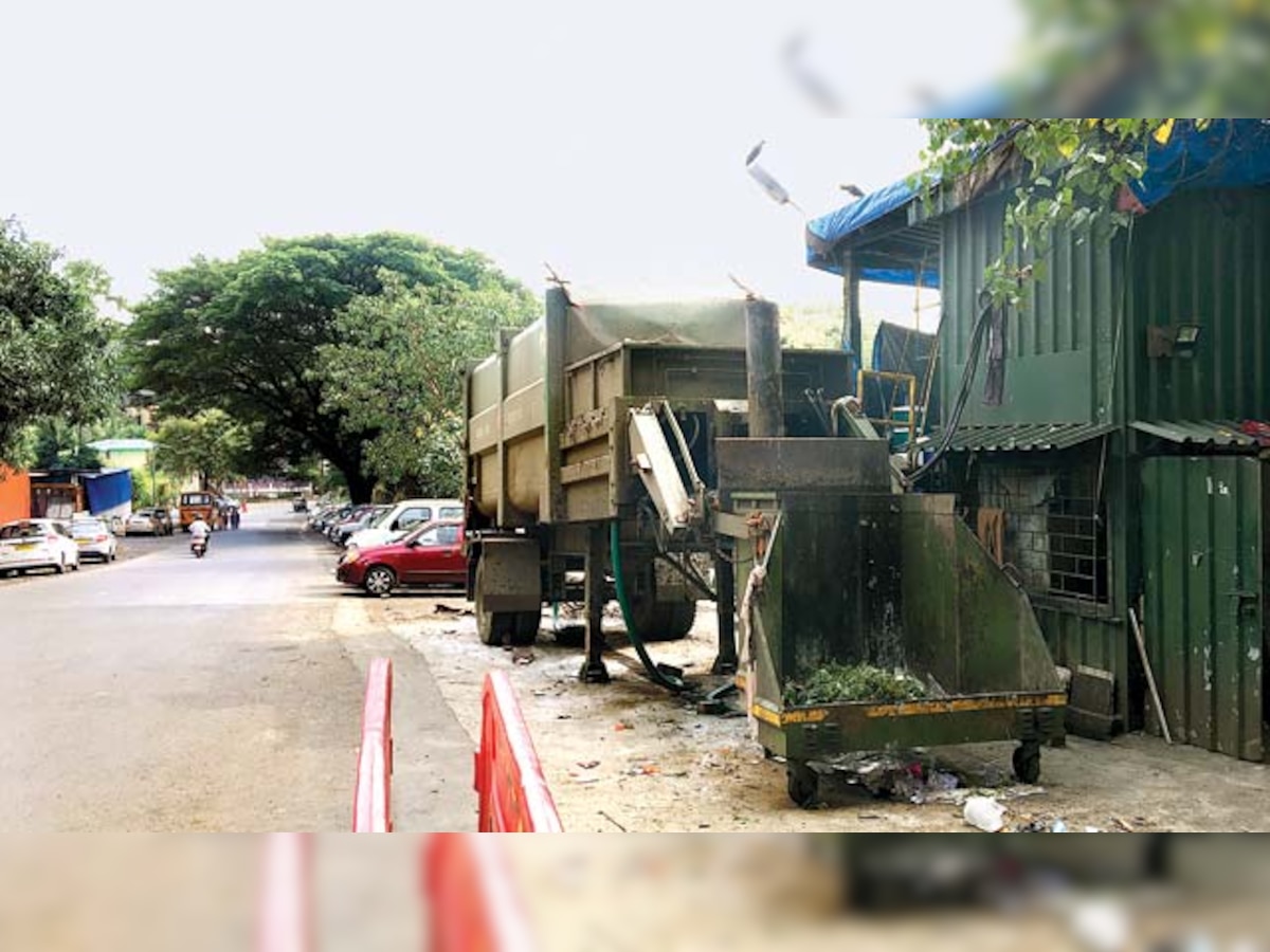 Borivli residents raise stink over garbage compactor
