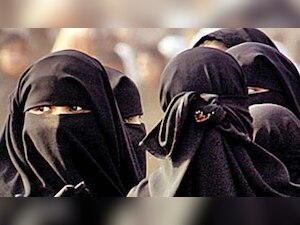 'Contract marriage' racket busted in Hyderabad, 20 arrested including three qazis 