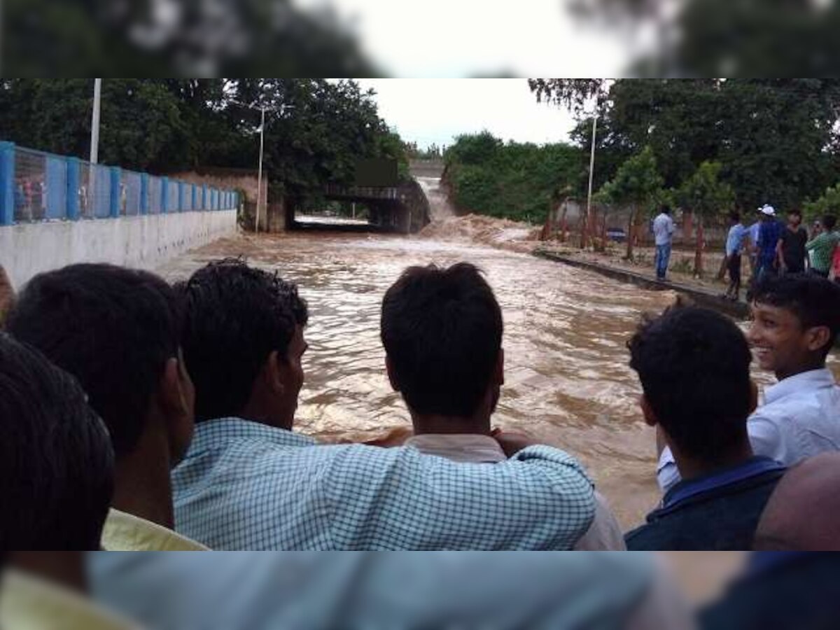 Ex Factor: How Congress backed red-faced Nitish Kumar after Rs 389 crore dam collapse